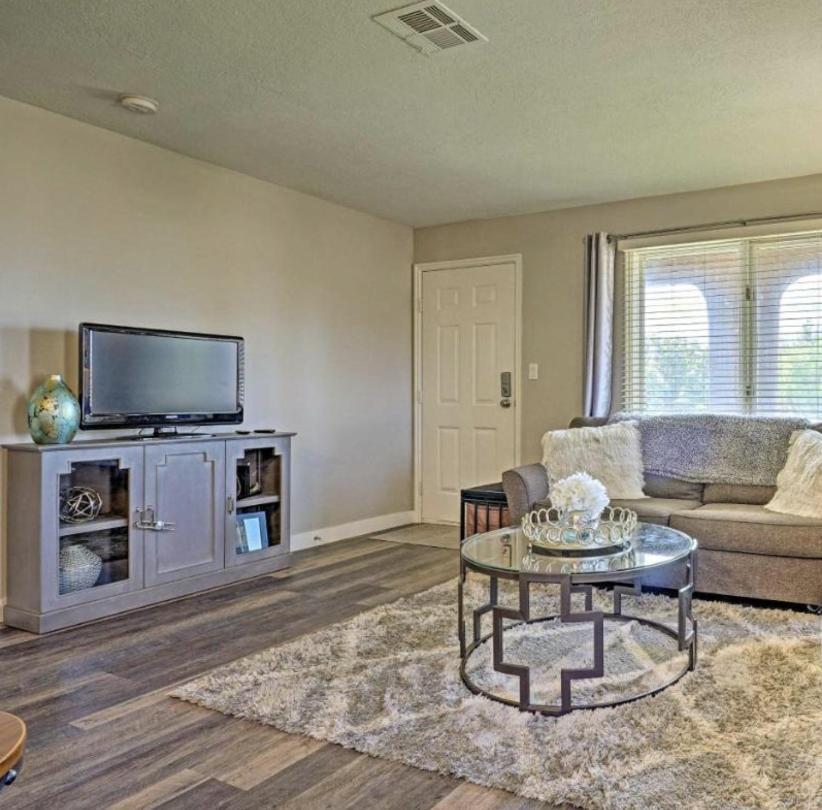 Apartment Chic 3br 1bath *